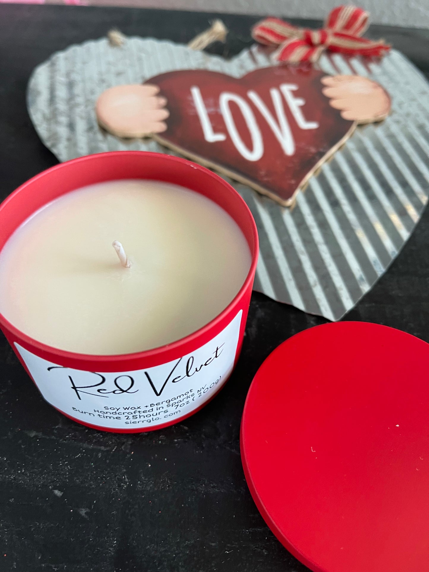 Red Velvet Bergamot candle